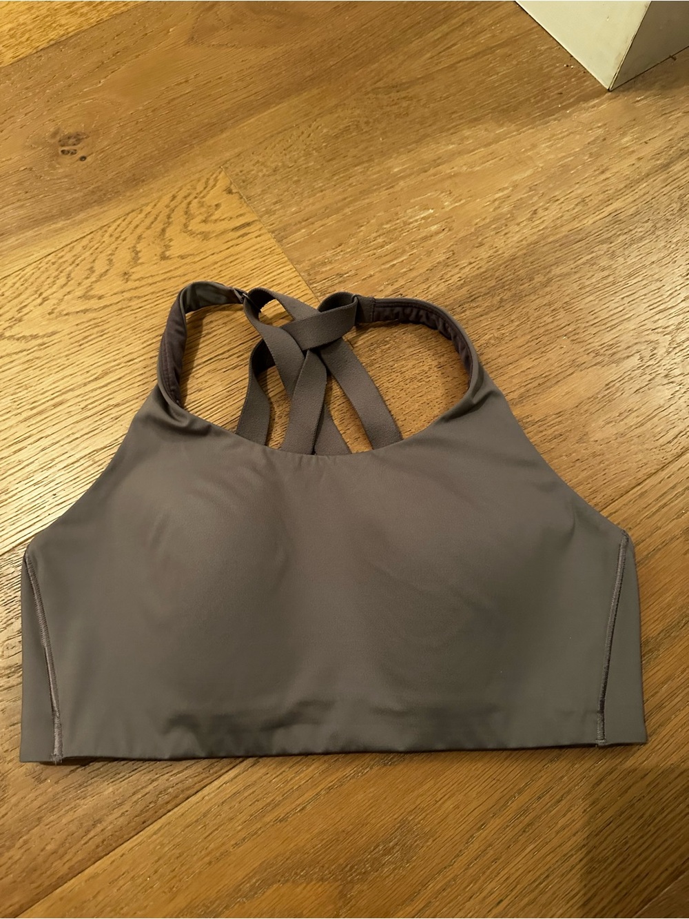 lululemon athletica taupe neutral High-Neck Strappy Sports Bra 36 D